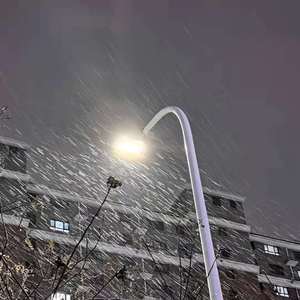 偷拍窝棚里嫖老太视频
